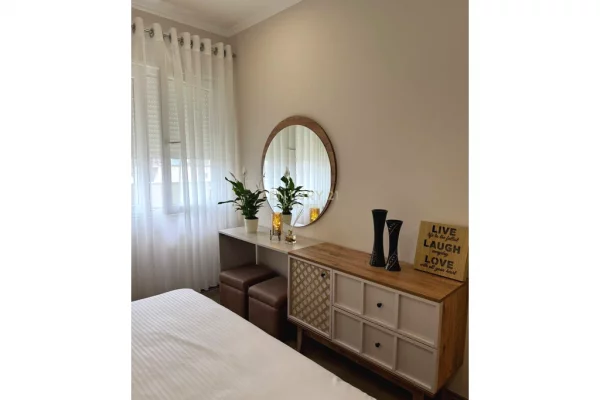 Shtepi me qera Apartament ne Tirane, 1+1, Mobilimi E mobiluar, Pagesa 650  Euro.