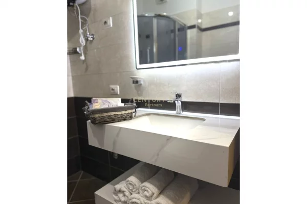 Shtepi me qera Apartament ne Tirane, 1+1, Mobilimi E mobiluar, Pagesa 650  Euro.