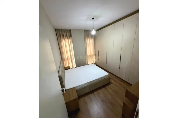 Shtepi me qera Apartament ne Tirane, 1+1, Mobilimi E mobiluar, Pagesa 42,000  Leke.