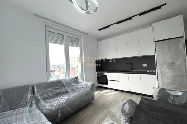 Shtepi me qera Apartament ne Tirane, 2+1, Mobilimi E mobiluar, Pagesa 900  Euro.