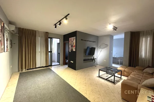 Shtepi ne shitje Apartament ne Tirane, 3+1, Mobilimi Bosh, pa mobiluar, Pagesa 500,000  Euro.