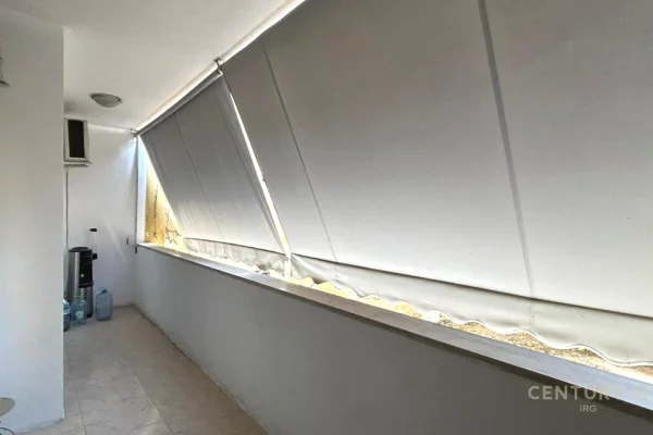 Shtepi ne shitje Apartament ne Tirane, 3+1, Mobilimi Bosh, pa mobiluar, Pagesa 500,000  Euro.