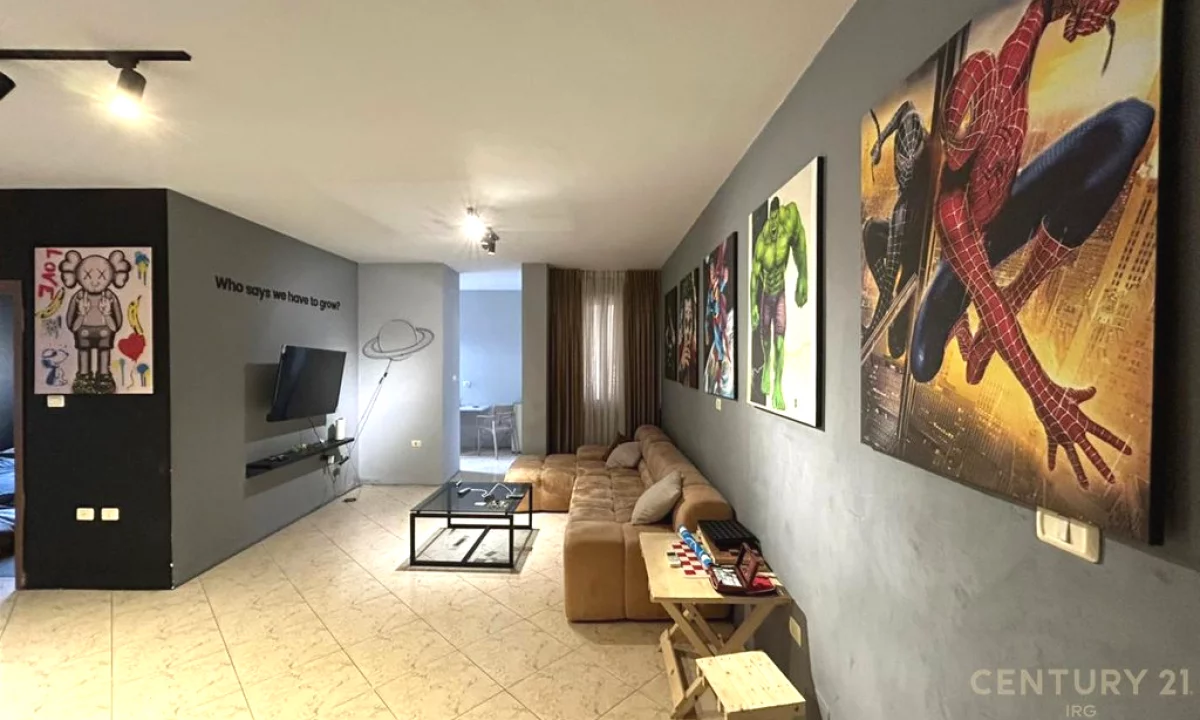 Shtepi ne shitje Apartament ne Tirane, 3+1, Mobilimi Bosh, pa mobiluar, Pagesa 500,000  Euro.