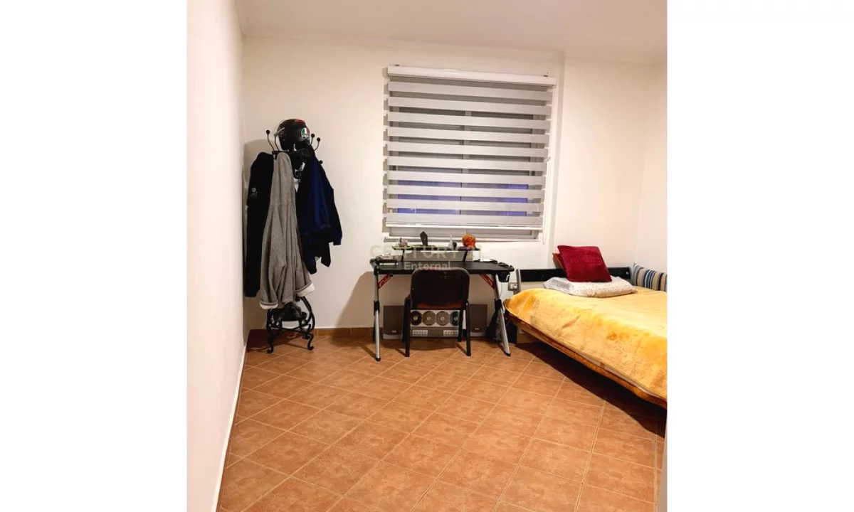 Shtepi ne shitje Apartament ne Tirane, 4+1, Mobilimi Pjeserisht e mobiluar, Pagesa 185,000  Euro.
