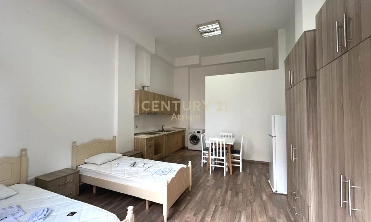 Shtepi me qera Apartament ne Tirane, Garsoniere, Mobilimi E mobiluar, Pagesa 420  Euro.