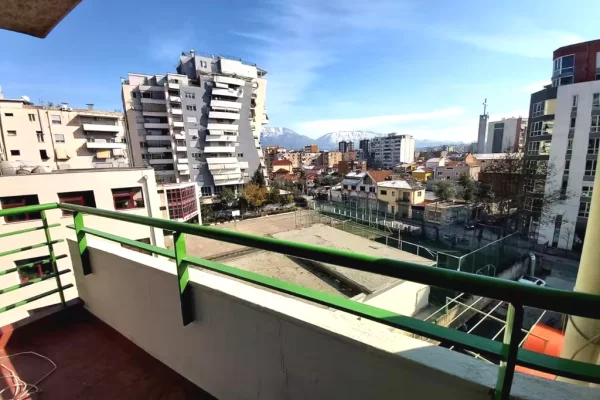 Shtepi me qera Apartament ne Tirane, 1+1, Mobilimi E mobiluar, Pagesa 600  Euro.