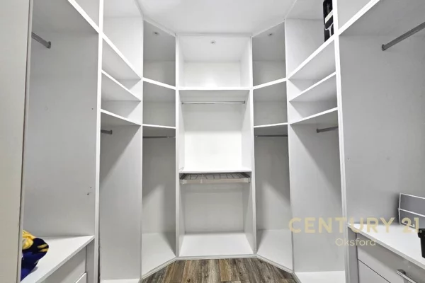 Shtepi me qera Apartament ne Tirane, 2+1, Mobilimi E mobiluar, Pagesa 650  Euro.