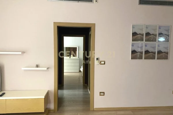 Shtepi me qera Apartament ne Tirane, 2+1, Mobilimi E mobiluar, Pagesa 700  Euro.