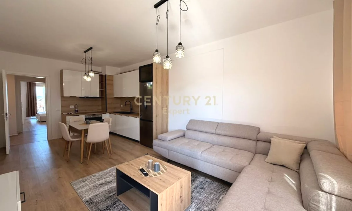 Shtepi me qera Apartament ne Tirane, 2+1, Mobilimi E mobiluar, Pagesa 600  Euro.