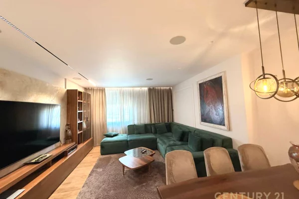 SHESIM APARTAMENT 3+1+2+2 POSTE PARKIMI PRANE AIR ALBANIA STADIUM