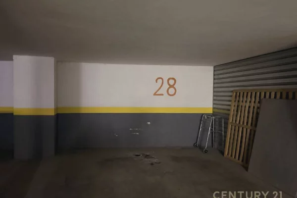 Appartamento in vendita a Tirana 3+1, Arredato