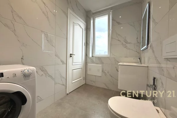 Shtepi ne shitje Apartament ne Tirane, 1+1, Mobilimi E mobiluar, Pagesa 175,000  Euro.