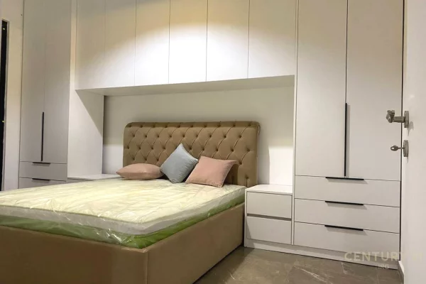 Shtepi me qera Apartament ne Tirane, 1+1, Mobilimi E mobiluar, Pagesa 400  Euro.