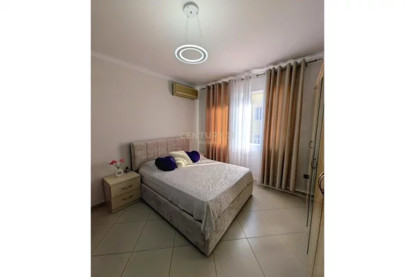 Shtepi me qera Apartament ne Tirane, Garsoniere, Mobilimi E mobiluar, Pagesa 450  Euro.