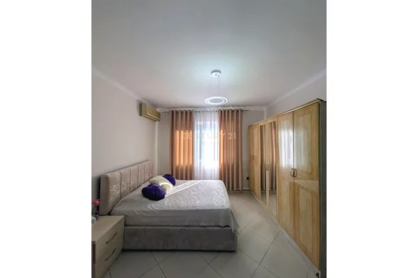 Shtepi me qera Apartament ne Tirane, Garsoniere, Mobilimi E mobiluar, Pagesa 450  Euro.