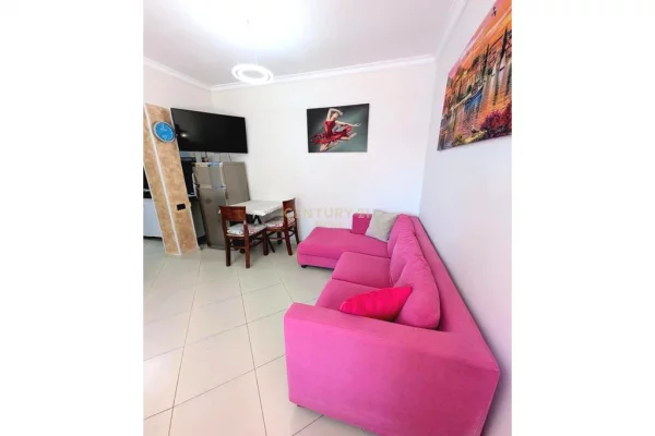 Shtepi me qera Apartament ne Tirane, Garsoniere, Mobilimi E mobiluar, Pagesa 450  Euro.