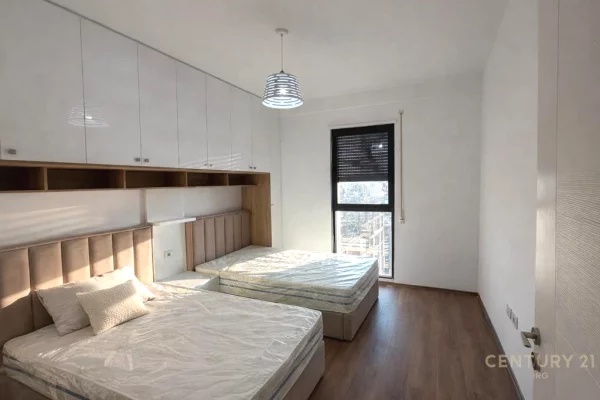 Shtepi me qera Apartament ne Tirane, 2+1, Mobilimi E mobiluar, Pagesa 700  Euro.