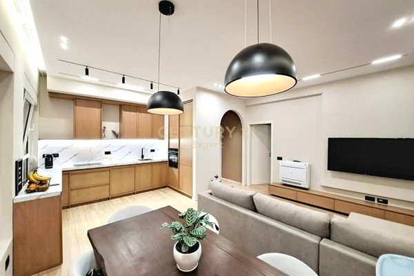 Shtepi me qera 2+1 ne Tirane - 850 Euro