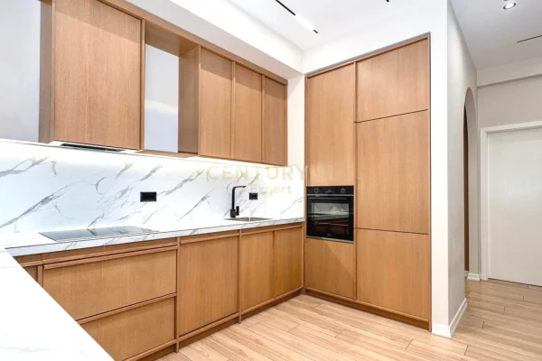 Shtepi me qera Apartament ne Tirane, 2+1, Mobilimi E mobiluar, Pagesa 850  Euro.