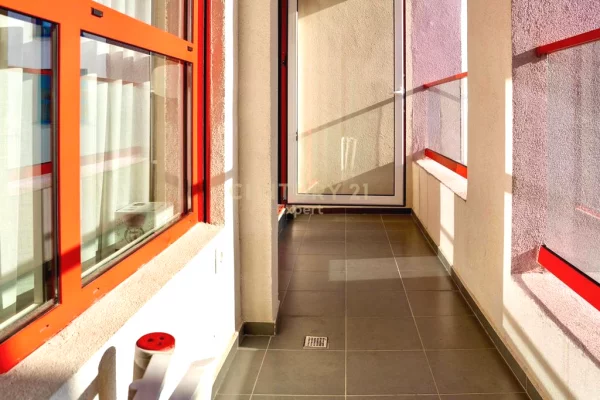 Shtepi me qera Apartament ne Tirane, 2+1, Mobilimi E mobiluar, Pagesa 850  Euro.