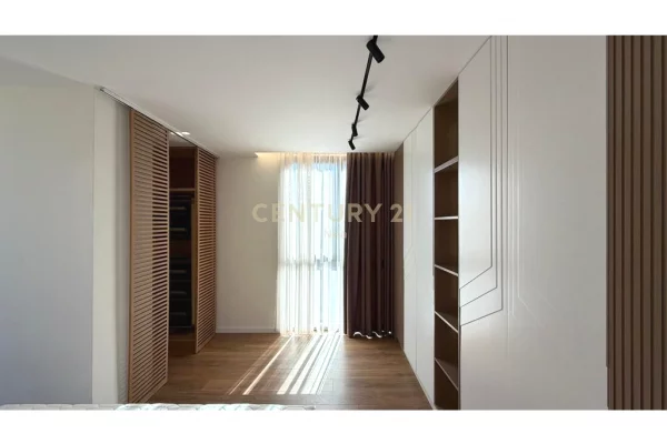 Shtepi me qera Apartament ne Tirane, 2+1, Mobilimi E mobiluar, Pagesa 1,000  Euro.