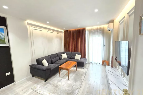 JAPIM ME QIRA APARTAMENT LUKSOZ 1+1 NE ASTIR.