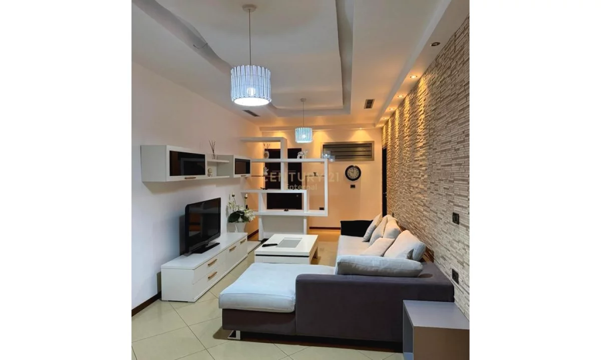 Shtepi me qera Apartament ne Tirane, 2+1, Mobilimi E mobiluar, Pagesa 1,200  Euro.