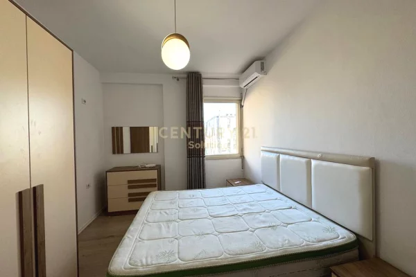 Shtepi me qera Apartament ne Tirane, 2+1, Mobilimi E mobiluar, Pagesa 500  Euro.
