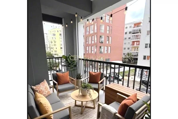 Apartment for sale in Tirana 3+1, Emty