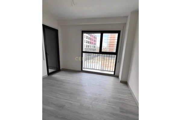 Apartment for sale in Tirana 3+1, Emty