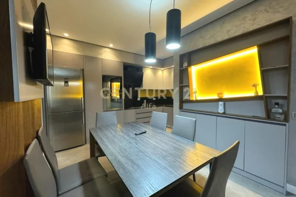 Apartment for sale in Tirana 3+1, Furnished