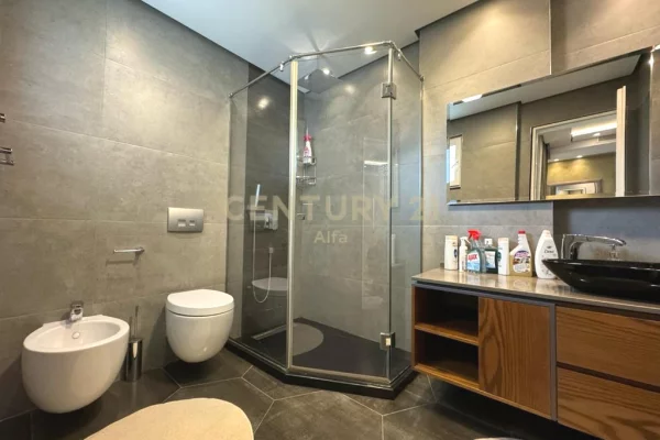 Apartment for sale in Tirana 3+1, Furnished