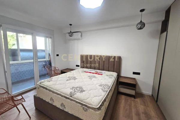 Appartamento in affitto a Tirana 1+1, Arredato