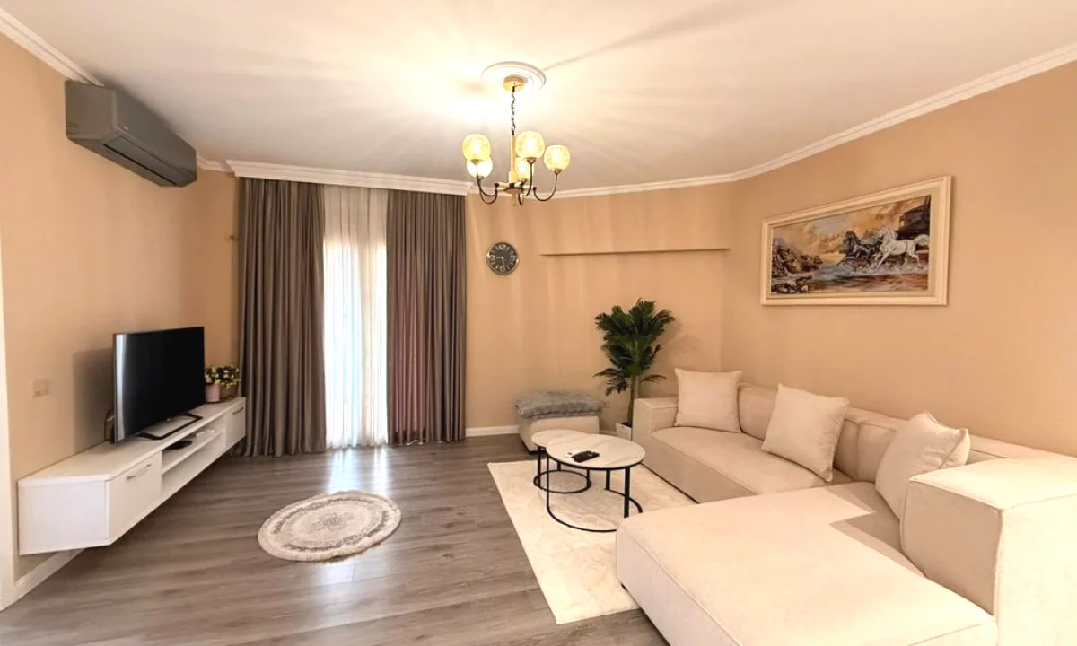 Shtepi me qera Apartament ne Tirane, 2+1, Mobilimi E mobiluar, Pagesa 900  Euro.