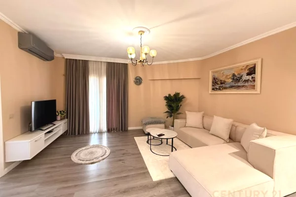 Apartament 2+1 Me Qira në Komunën e Parisit, Rruga Medar Shtylla - 900€ | 100 m²