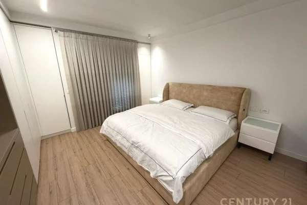 Shtepi me qera Apartament ne Tirane, 2+1, Mobilimi E mobiluar, Pagesa 1,200  Euro.