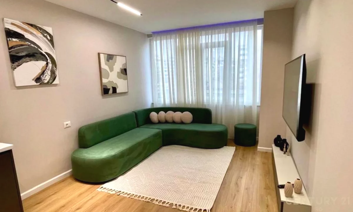 Shtepi ne shitje Apartament ne Tirane, 1+1, Mobilimi E mobiluar, Pagesa 130,000  Euro.