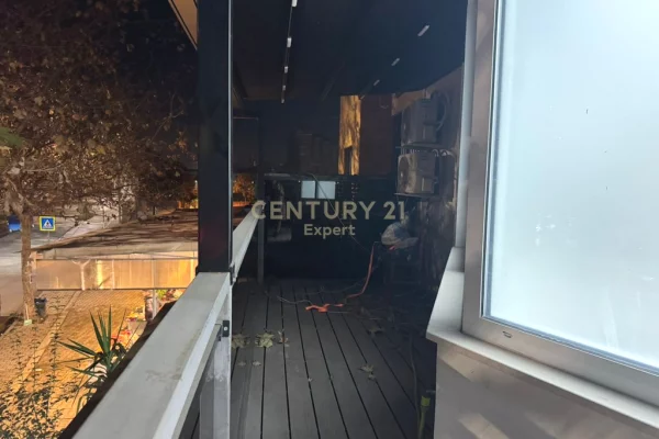 Shtepi me qera Apartament ne Tirane, 2+1, Mobilimi E mobiluar, Pagesa 780  Euro.