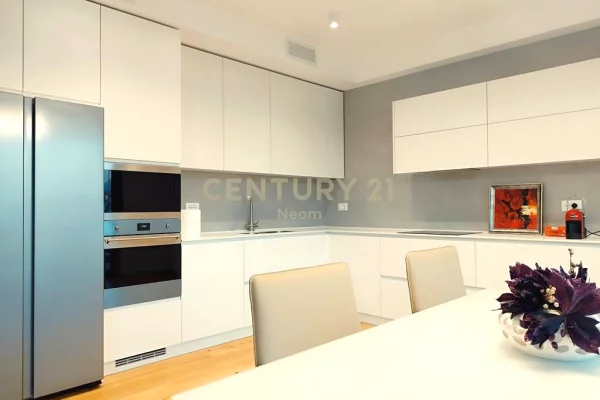 Luxury villas for rent in Tirana 4+1, Furnished