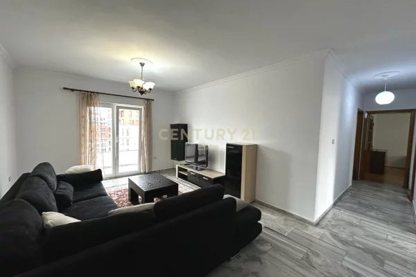 Shtepi me qera Apartament ne Tirane, 2+1, Mobilimi E mobiluar, Pagesa 600  Euro.