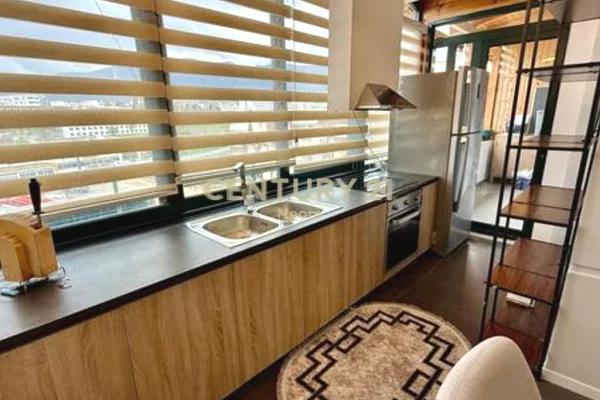 Shtepi me qera Apartament ne Tirane, 2+1, Mobilimi E mobiluar, Pagesa 1,000  Euro.