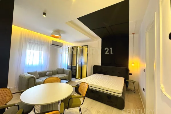 Komuna e Parisit, Studio moderne per qira!