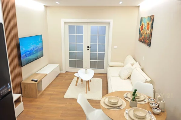 Apartament 1+1 per qira 