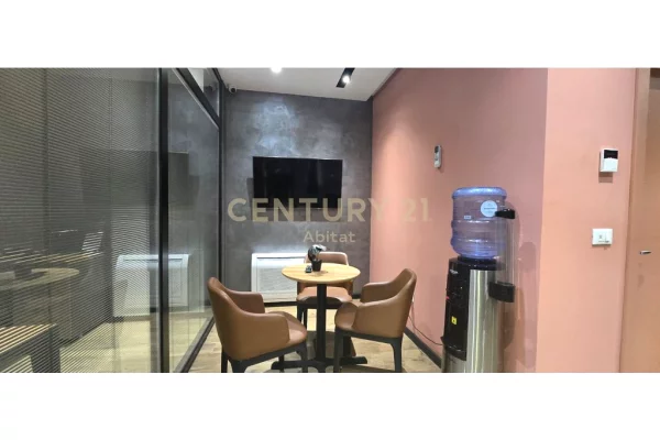 Shitet zyre elitare ne zemer te Bllokut!