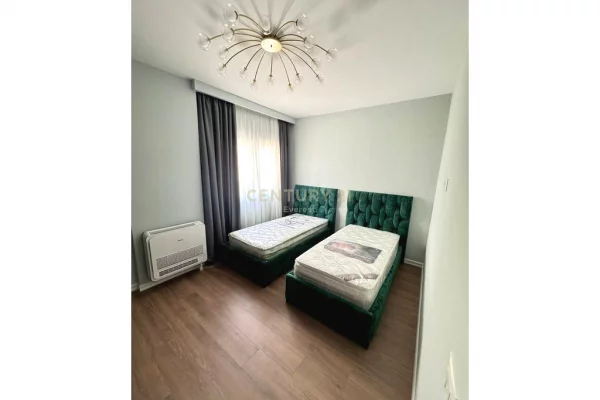 Shtepi me qera Apartament ne Tirane, 2+1, Mobilimi E mobiluar, Pagesa 1,000  Euro.