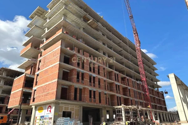 Apartment for sale in Tirana 2+1, Emty