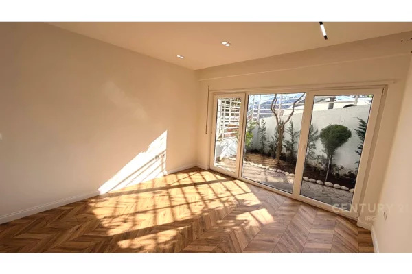 Apartment for sale in Tirana 1+1, Emty