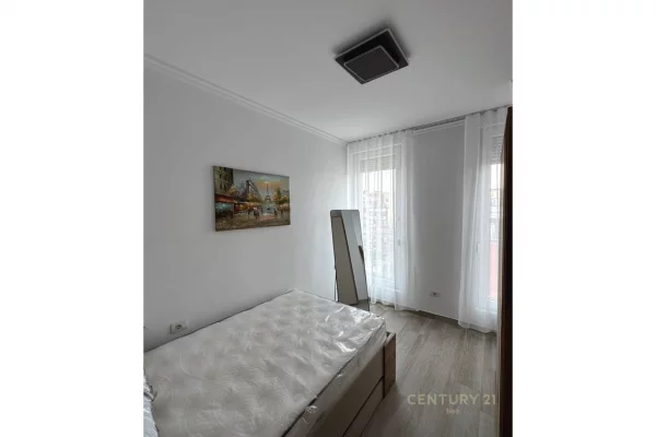 Shtepi me qera Apartament ne Tirane, 1+1, Mobilimi E mobiluar, Pagesa 700  Euro.