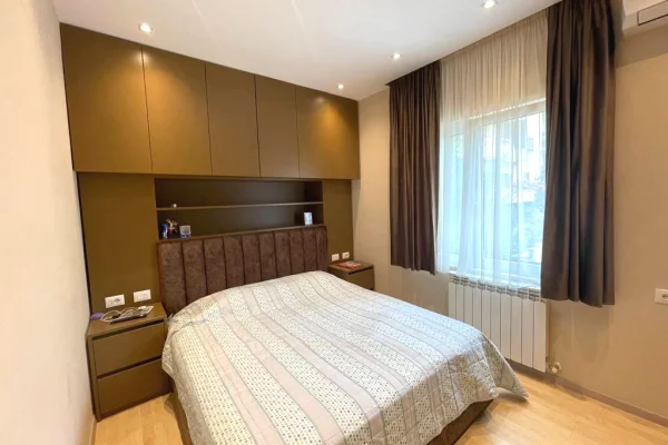 Villa di lusso in affitto a Tirana 4+1, Arredato