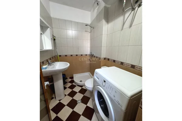 Appartamento in affitto a Tirana 1+1, Arredato